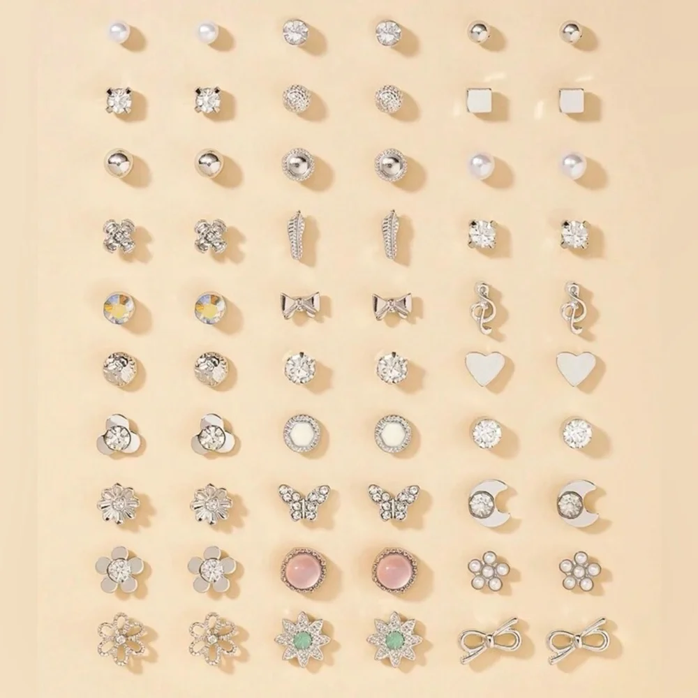 Silver Earrings: 30 Count - Picture 1 of 2